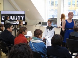 ＴＯＮＩＧＵＹ (8)