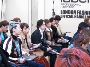 ＴＯＮＩＧＵＹ (6)