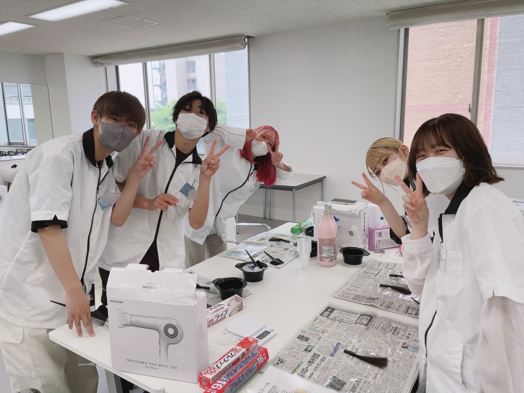 20220607_021709569_iOS