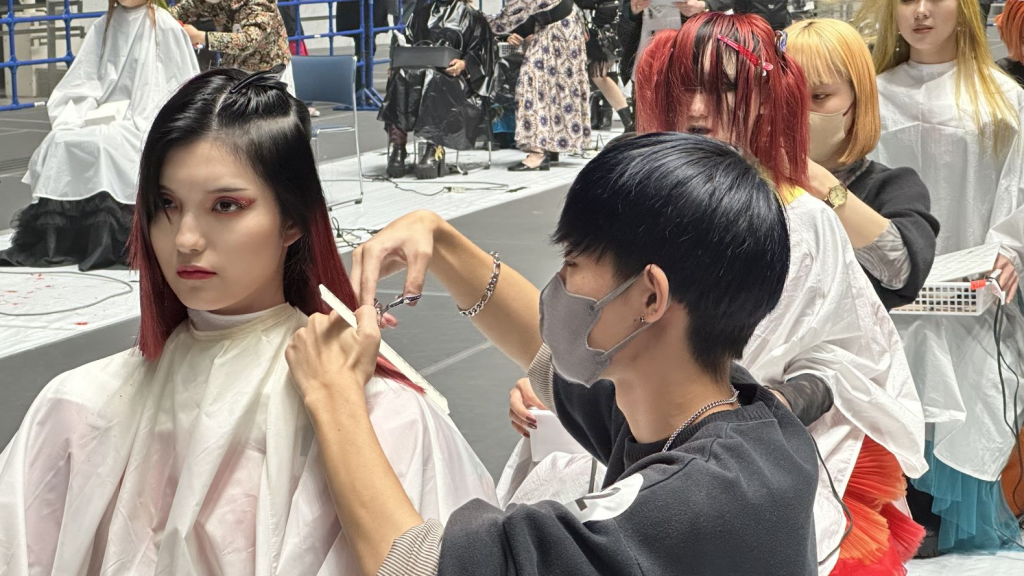 75cfff22-9f08-45b7-a0bb-f40d27b137f2